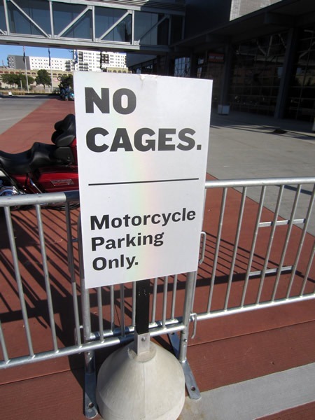 02 no cages
