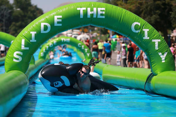 slide the city 01